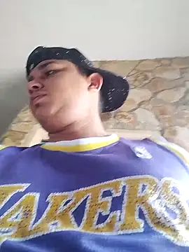 Alex man23 online show from September 18, 2025, 1:13 pm