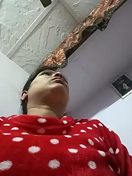 aliya-jaan71 online show from February 10, 2026, 2:21 pm