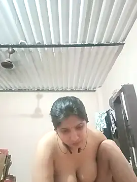 Snapshot of aliya-jaan71 chatting on April 14, 2026, 9:32 pm aliya-jaan71 online show from April 14, 2026, 9:32 pm