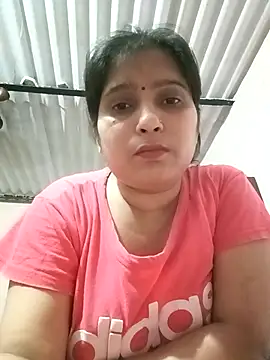 Snapshot of aliya-jaan71 chatting on April 19, 2026, 6:21 pm aliya-jaan71 online show from April 19, 2026, 6:21 pm