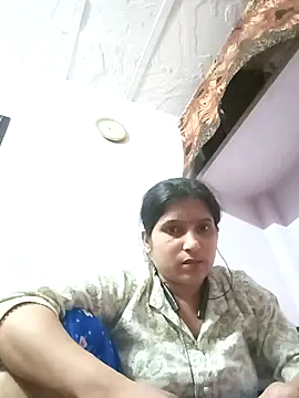 Snapshot of aliya-jaan71 chatting on April 20, 2026, 4:21 pm aliya-jaan71 online show from April 20, 2026, 4:21 pm