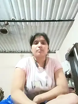 Snapshot of aliya-jaan71 chatting on May 6, 2026, 3:06 pm aliya-jaan71 online show from May 6, 2026, 3:06 pm