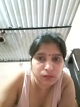 Snapshot of aliya-jaan71 chatting on May 7, 2026, 8:58 pm aliya-jaan71 online show from May 7, 2026, 8:58 pm
