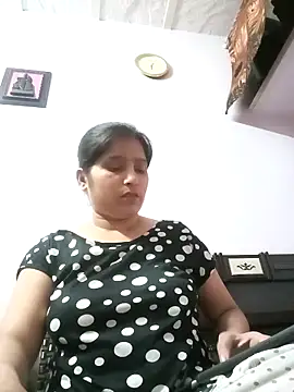 Snapshot of aliya-jaan71 chatting on May 11, 2026, 12:33 pm aliya-jaan71 online show from May 11, 2026, 12:33 pm