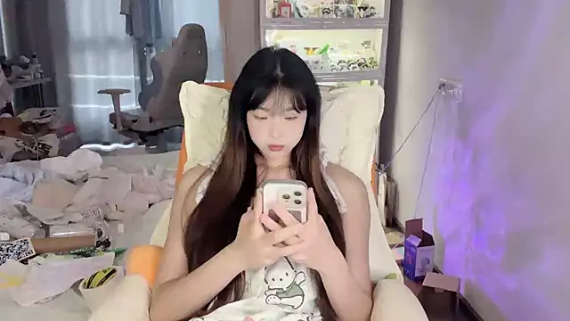 Snapshot of Akong11 chatting on July 10, 2026, 4:50 am Akong11 online show from July 10, 2026, 4:50 am