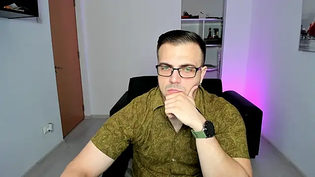 Jace Thorne online show from September 29, 2025, 4:56 pm