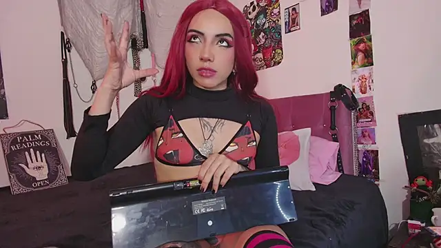 agathaaiko6 online show from December 4, 2025, 2:10 am