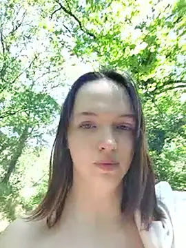 Snapshot of MaitresseMermaid chatting on June 17, 2026, 11:34 am MaitresseMermaid online show from June 17, 2026, 11:34 am