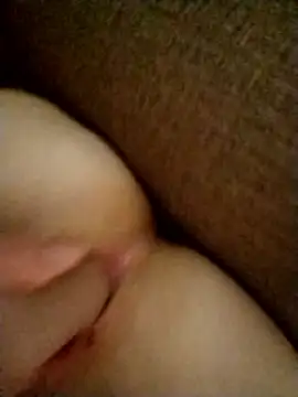 AliceSwan1122 online show from February 21, 2026, 8:43 pm