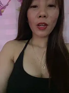 Moon pusy online show from June 2, 2026, 2:24 am