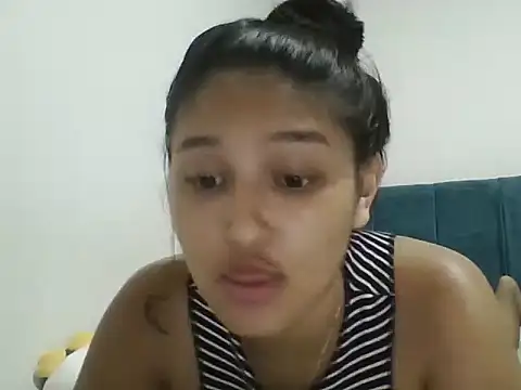 Snapshot of EimyKissx chatting on October 9, 2025, 3:37 am EimyKissx online show from October 9, 2025, 3:37 am