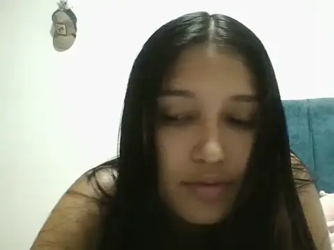 Snapshot of EimyKissx chatting on October 17, 2025, 4:37 am EimyKissx online show from October 17, 2025, 4:37 am