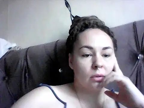 Janelah online show from November 3, 2025, 6:36 am