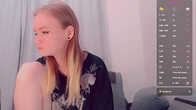 Snapshot of AliceNya_cute chatting on May 22, 2026, 5:25 am AliceNya cute online show from May 22, 2026, 5:25 am