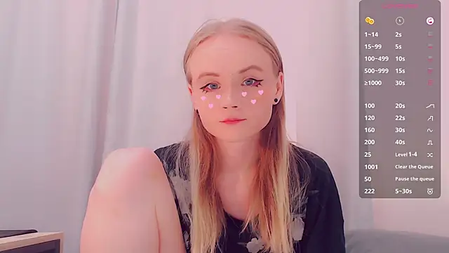 Snapshot of AliceNya_cute chatting on June 20, 2026, 3:42 am AliceNya cute online show from June 20, 2026, 3:42 am