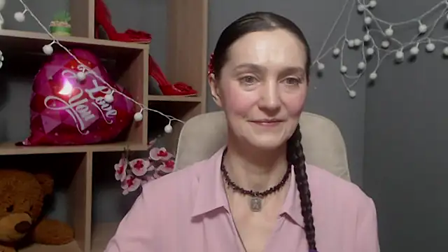 TayaFinch online show from February 12, 2026, 1:39 pm