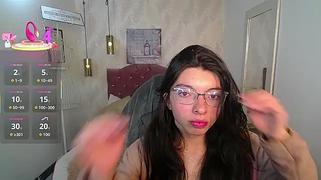 Snapshot of alllyson_ chatting on October 10, 2025, 7:57 pm alllyson online show from October 10, 2025, 7:57 pm