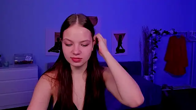 BetsyKiss online show from November 29, 2025, 5:05 pm