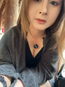 yuki june online show from March 6, 2026, 8:33 am