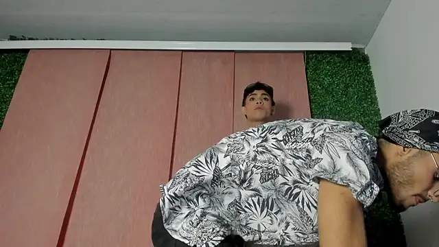 Juan twinks online show from October 19, 2025, 10:16 am