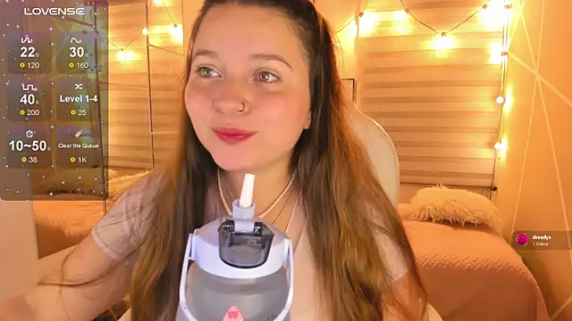 sophiee09  online show from April 9, 2026, 2:11 am