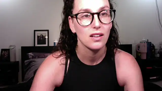 annmarieferrara online show from March 12, 2026, 2:29 am