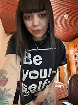 Snapshot of ravenadark chatting on September 16, 2025, 6:09 pm ravenadark online show from September 16, 2025, 6:09 pm