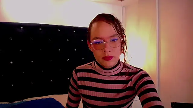 bycandy  online show from September 26, 2025, 1:59 pm