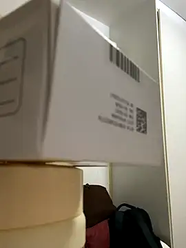 Snapshot of priscila_luv chatting on November 14, 2025, 12:42 am priscila luv online show from November 14, 2025, 12:42 am