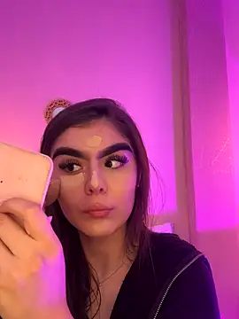 SofiaFontaiine online show from November 14, 2025, 3:49 am