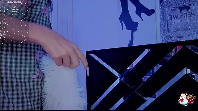 Angel-dragun online show from April 1, 2026, 3:07 am