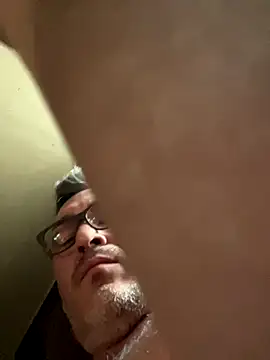 countryboi2002 online show from September 16, 2025, 12:11 am