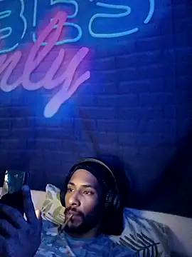 Mikaaa97 online show from January 9, 2026, 12:02 am