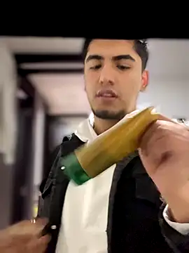 tomy hot20 online show from October 30, 2025, 6:52 pm