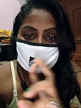 Jasmine Januja online show from September 26, 2025, 1:37 pm