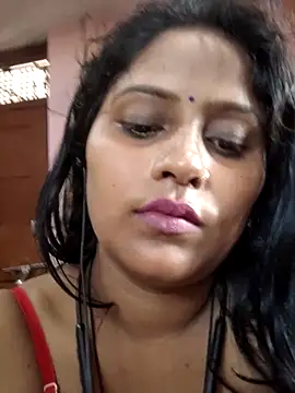 Jasmine Januja online show from May 15, 2026, 11:45 pm