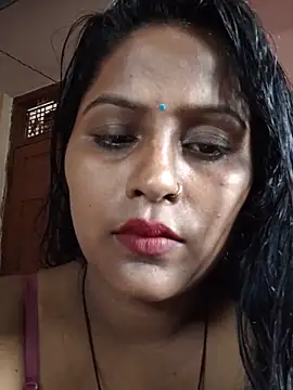 Jasmine Januja online show from June 10, 2026, 2:01 am