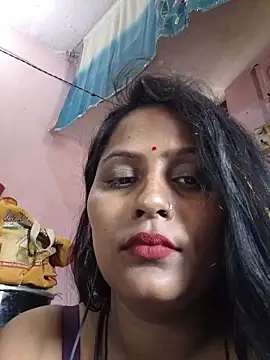 Jasmine Januja online show from June 20, 2026, 4:04 am