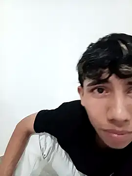 Snapshot of SimonDalton__ chatting on September 21, 2025, 12:56 am SimonDalton online show from September 21, 2025, 12:56 am