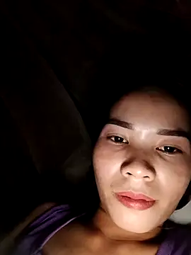 Snapshot of linhkem-cute chatting on September 29, 2025, 1:38 pm linhkem-cute online show from September 29, 2025, 1:38 pm