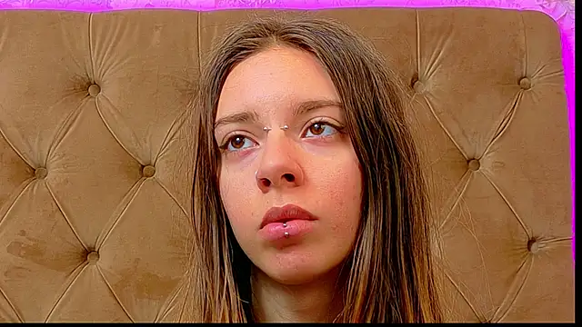 CoraVex online show from May 24, 2026, 3:44 am