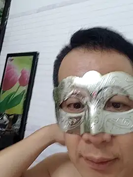 MaiHoang2k online show from September 17, 2025, 5:14 pm