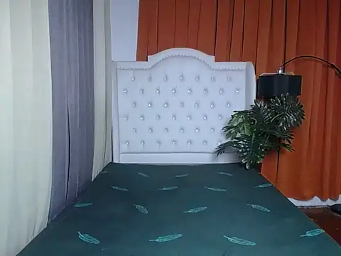 sweet athena online show from March 1, 2026, 10:12 pm