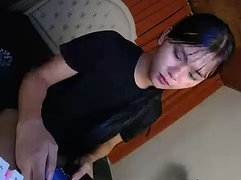 sweet athena online show from April 1, 2026, 1:52 pm