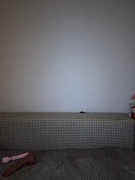 MissOyee online show from October 11, 2025, 6:28 pm