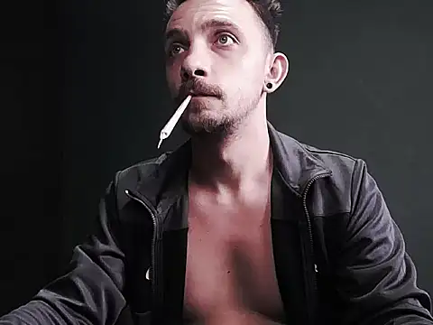 Snapshot of guesswhatbitch chatting on October 1, 2025, 1:50 pm guesswhatbitch online show from October 1, 2025, 1:50 pm