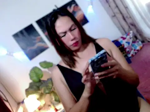 Your ultimateloverxx online show from July 25, 2026, 1:36 am