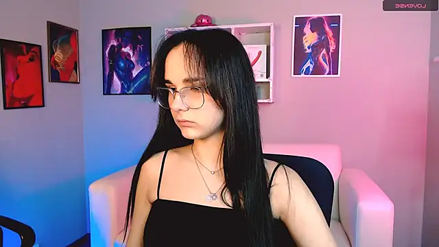 ariana ross7 online show from November 28, 2025, 10:29 am