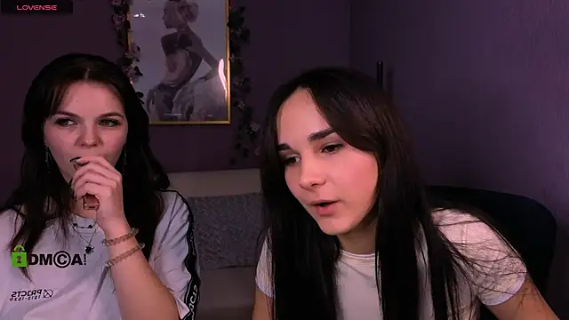 ariana ross7 online show from December 16, 2025, 8:14 pm