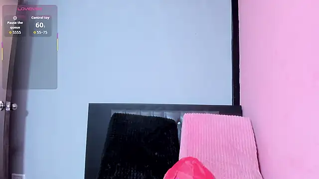 brittanyy20 online show from March 24, 2026, 9:03 am